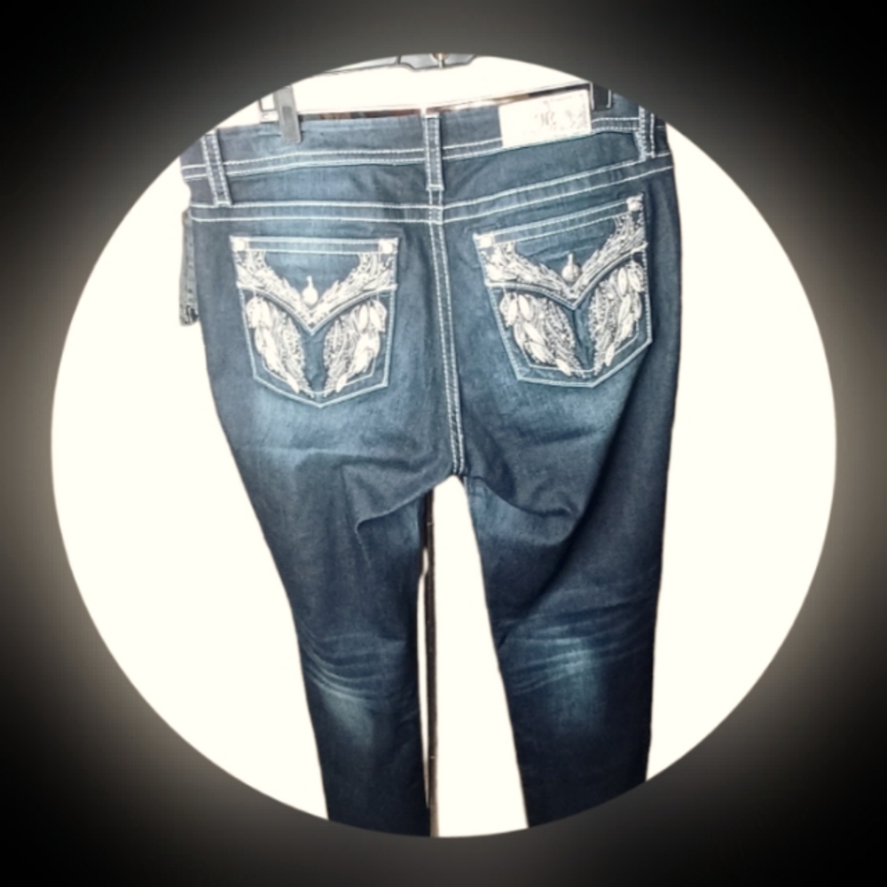 Ladies Miss Me jeans